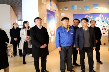 2020年1月3日，時任浙江省民政廳黨組成員、副廳長江宇蒞臨景興紙業(yè)調(diào)研企業(yè)發(fā)展情況、黨建工作