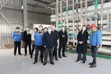 2022年12月15日，時任浙江省發(fā)展改革委黨組成員、副主任吳紅梅蒞臨景興紙業(yè)調(diào)研企業(yè)用能、節(jié)能工作